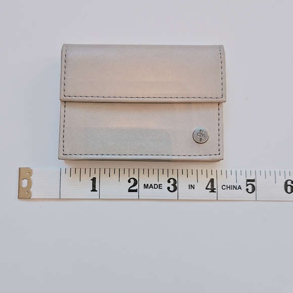 Cole Haan Card Case Reflective Wallet. - Picture 3 of 8